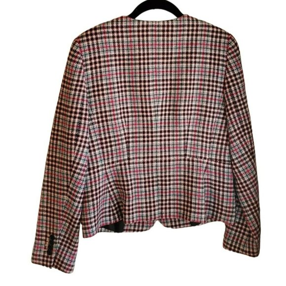 Talbots Women's Multicolored Plaid Blazer Size 6 Wool Blend Round Collar Button - Picture 5 of 7